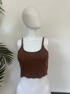 Colsie brand Women's Brown Ribbed Cropped Tank Top